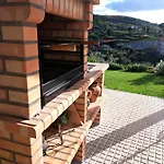 A Casa Dos Avos - Local Feriehus