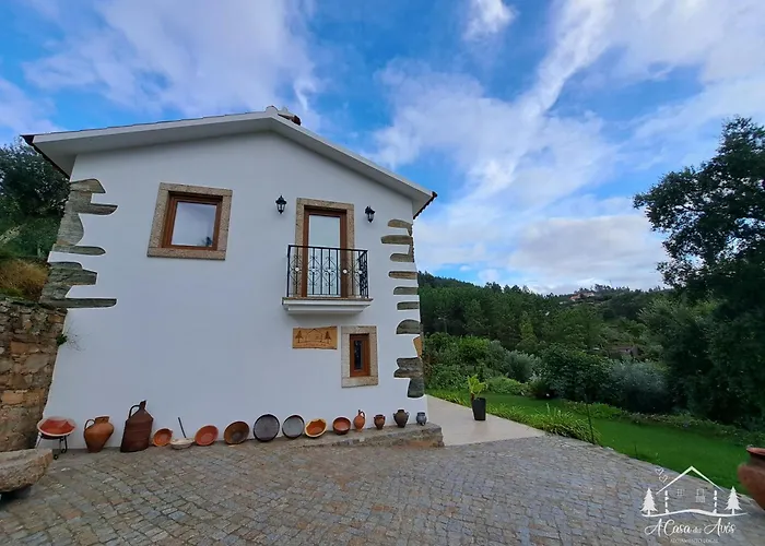 A Casa Dos Avos - Local Feriehus