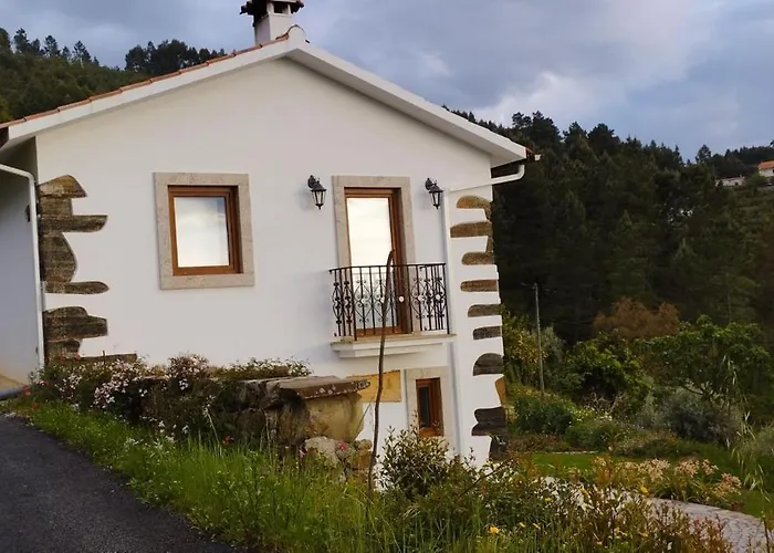 Feriehus A Casa Dos Avos - Local Sertã